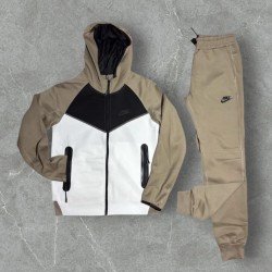 ΣΕΤ NIKE TECH FLEECE ΣΕ ΜΠΕΖ-ΜΑΥΡΟ-ΛΕΥΚΟ ΧΡΩΜΑ SET-4514
